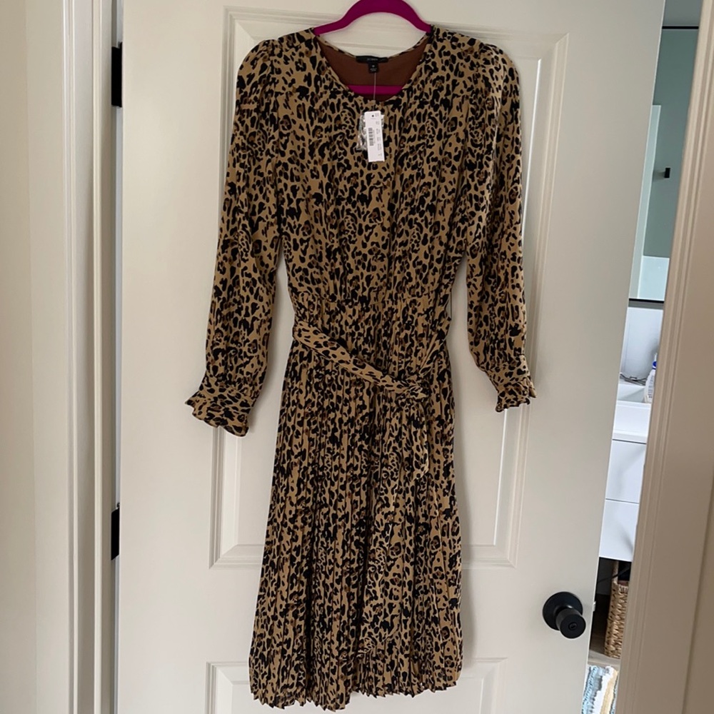 Leopard /animal print j. Crew midi size 8